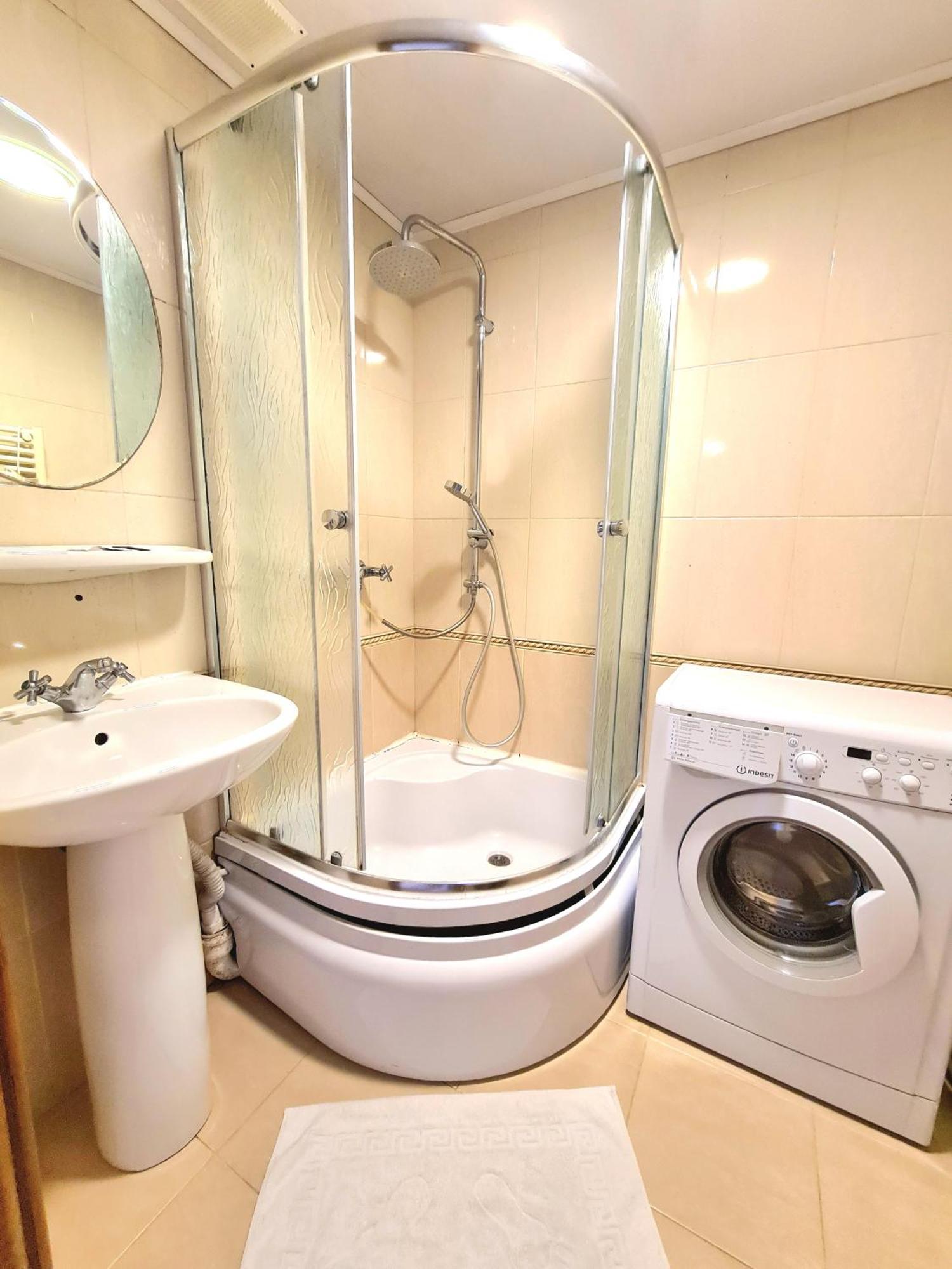 Apartament 2 Bedrooms, Botanica Kišiněv Exteriér fotografie